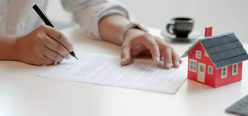 How We Calculate Your Sell House in Foreclosure Offer in East Meadow, New York?