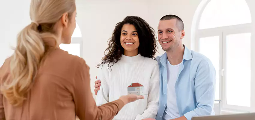 How We Calculate Your Sell House Without Closing Costs Offer in East Meadow, NY?