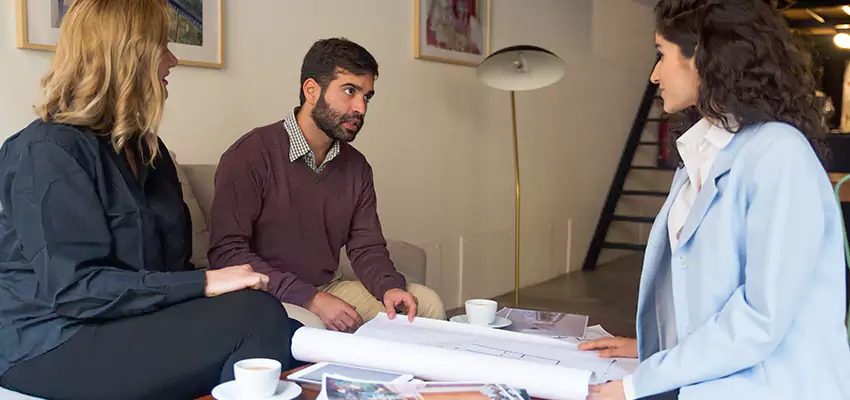 How We Determine Your Selling a House in Disrepair Offer in East Meadow, NY?